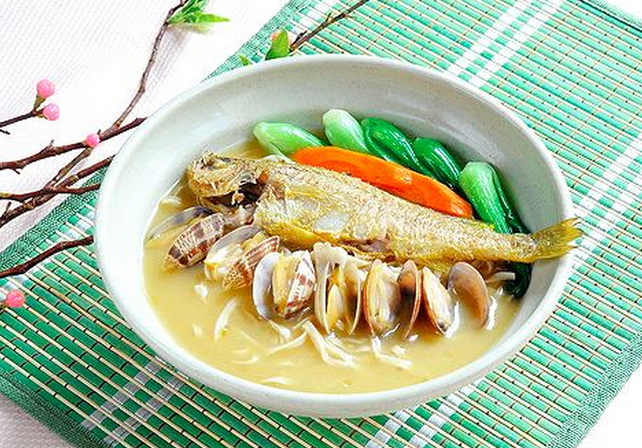 名品大湯黃魚(yú)面館加盟