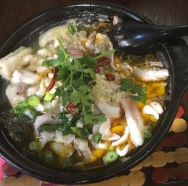 嘿舌尖酸菜魚(yú)米飯加盟