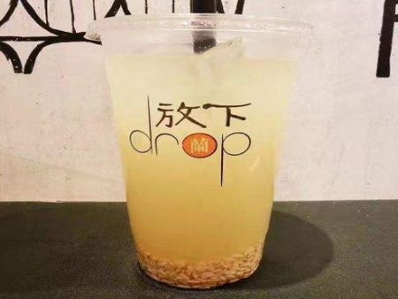 蘭放下甜胚子茶飲加盟