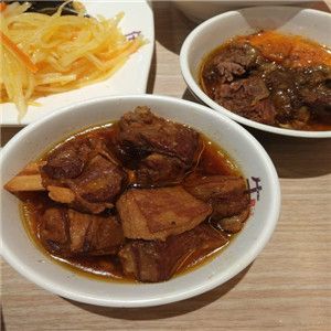 牛肉傳中式牛排加盟