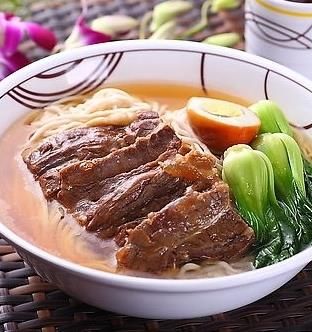 三勺辣子牛肉面加盟