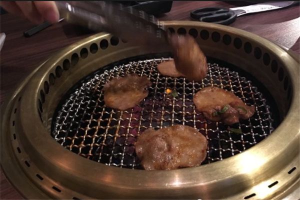 牛角日本燒肉加盟