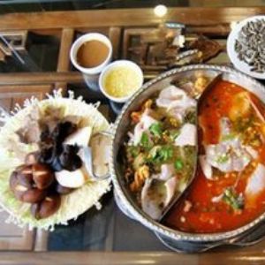 李二鮮魚(yú)館加盟