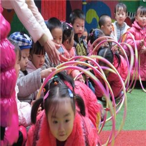 快樂(lè)寶貝幼兒園加盟