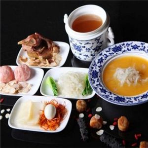 廚醫(yī)本草養(yǎng)生燉品加盟