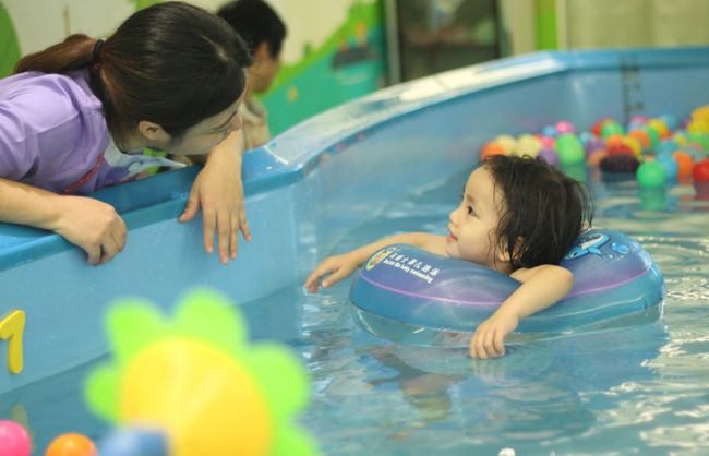 樂進嬰幼兒游泳館加盟