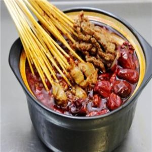 串串家園骨湯麻辣燙加盟