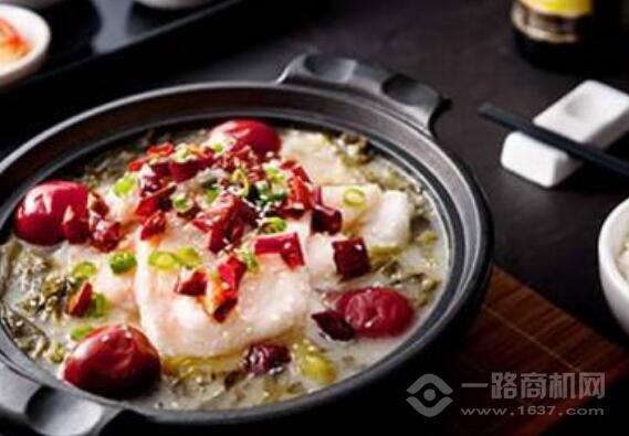 樂潮兒酸菜魚撈飯加盟